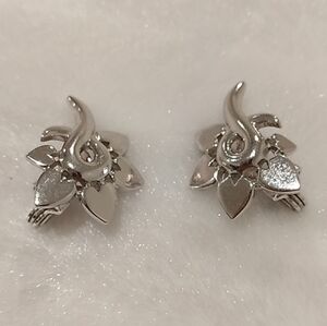 Vintage Monet Silver Tone Costume Jewelry Clip-on Earrings